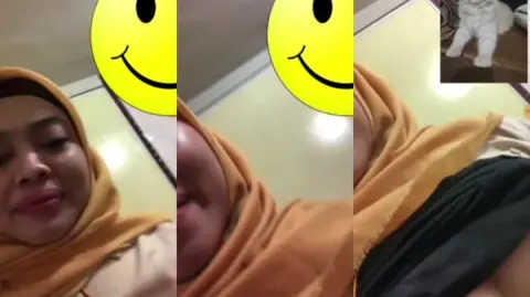 karyawati jilbab Adira vcs (1)