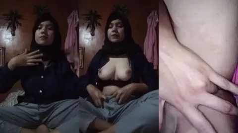 Hijab Hitam Kirim Tete Mulus buat Pacar