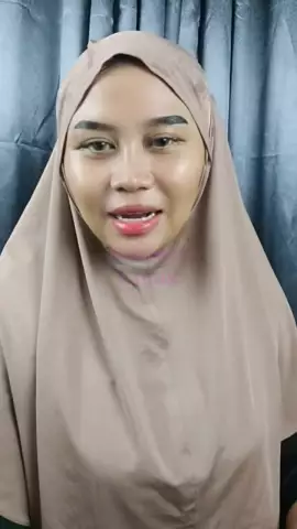 Hijab style hijabers Bunda Keisha outfit simple habis melahirkan menyapa para penggemar