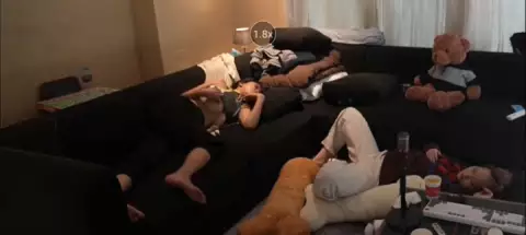 KAARI NOA BLUNDER