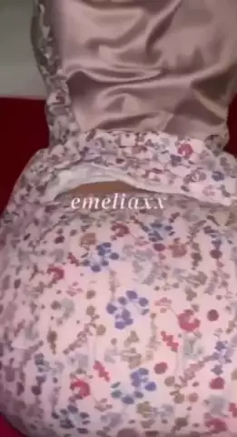 Koleksi Mbak Emelia Hijab Yang Gampang Sange 2
