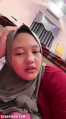 Bokep Indo Hijab Binal Live Nyepong Kontol 2