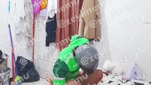 Bang Ojol Kurus Habis Crot Di Kos Kosan Langsung Pergi