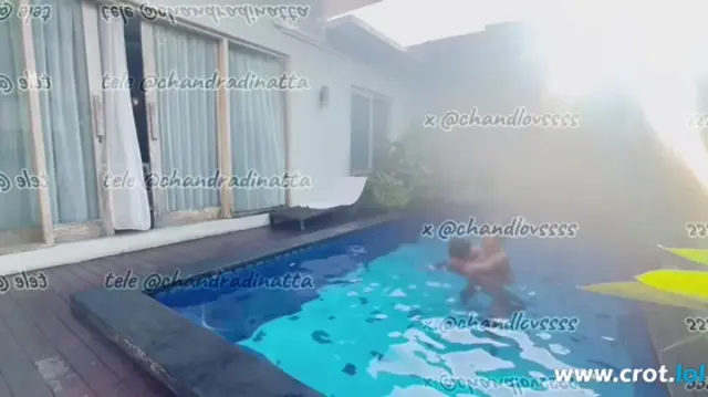 Thumbnail video: Chandlove Ngewe Di Kolam Renang