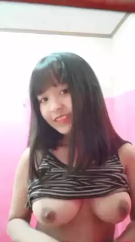 Kumpulan Bokep Rara Nadifa Pamer Toket