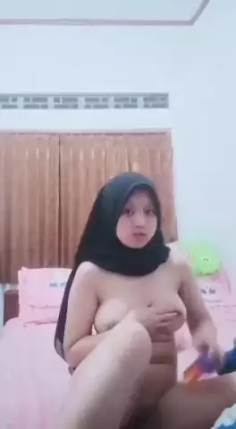 Cewe hijab colmek