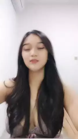 Sheeila Indy Cantik Show Pemanasan Dulu