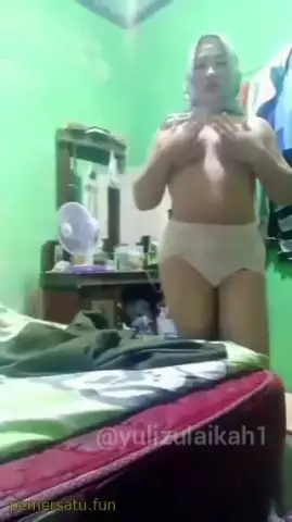 stw tante berani telanjang demi selingkuhan 4