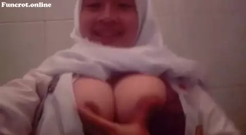 Abg Hijab Pamer Toge Di Kamar Mandi Sekolah Bokep Hijab Ukhti Jilbab Viral
