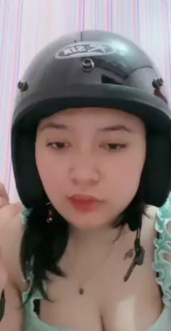 amoy mandi colmek pakai helm