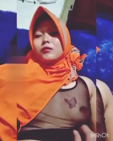 Bokep Indo Ngentot janda hijab cantik