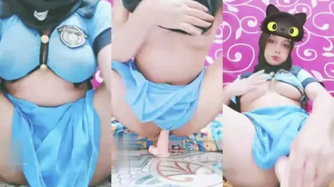 Hijab Omek Pakai Baju Dinas - 1