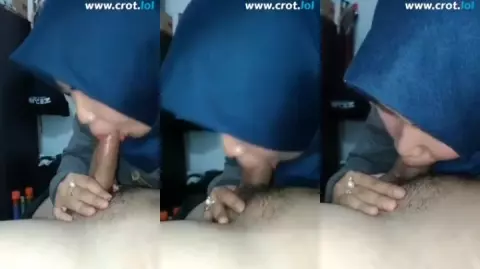 Disepong Tante Hijab