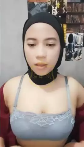 Bokep Jilbab Yunita Lepas Bra Colmek Desah Manjah Crotin