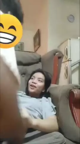 Sama mahasiswi yang ngekos di rumah