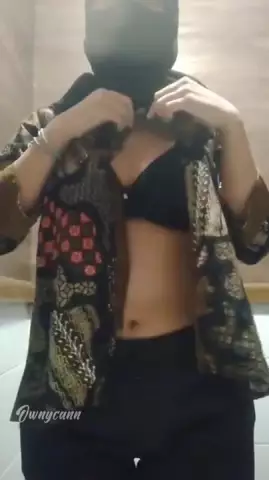 Hijab Show Body