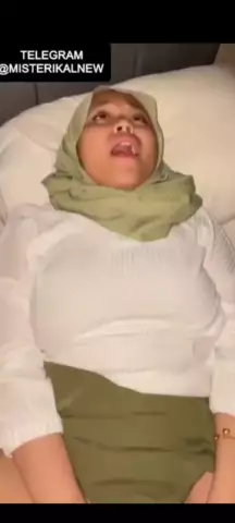 Farhani hijab viral