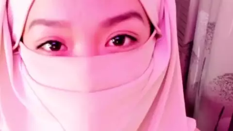 Hijab Live Show