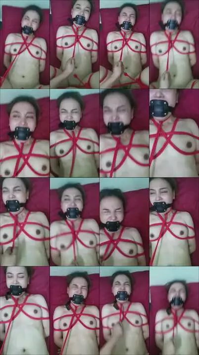 Ngentot Bini di Iket BDSM Ruang Bokep Ngentot Bini di Iket BDSM tr