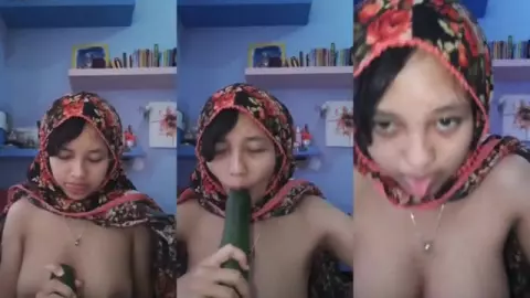 Meruchan Ngocok Kontol Pake Timun Sampai Crooot Part 4 Dijamin Bikin Lo Nggak Bisa Tidur!