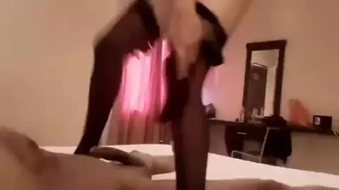 Gak bisa bayar hutang, bisanya bayar pakai memek