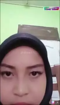 Jilbab Cantik Colmek Pakai Timun
