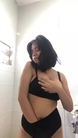 Mahasiswi Cantik Toket Bulet Colmek