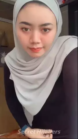 Beautiful Hijabers Yeyen Remend hijab Abu 1332 88SH