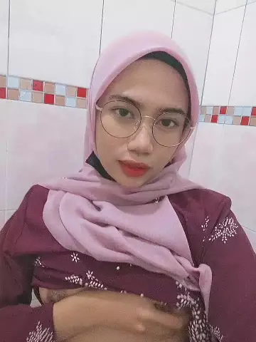 dikamar mandi kantor