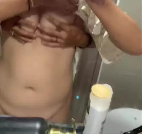 Vevelyn 12
