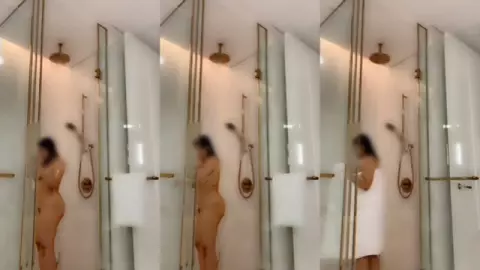 SURREALUSTT (14) 1 Dijebol Sampe Basah Kuyup! Cewek ABG Montok Nggak Tahan Dikerjain di Ranjang!