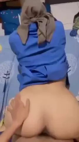 hijab dri belakang