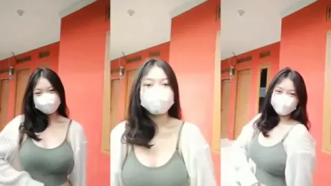 Tanktop Hijau CIYA Bikin Kont*l Nggak Kuat! Goyang Hot Sampai Basah Kuyup!