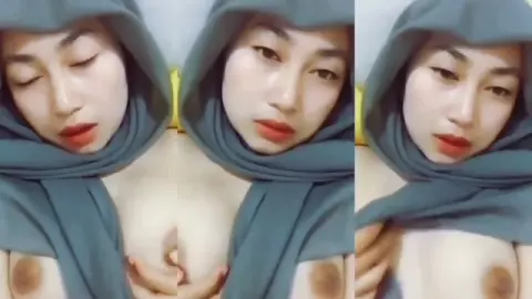 Tasya Hijab Bugil Ngangkang Kont*l Basah Dibejek Crott Sampai Kencing!