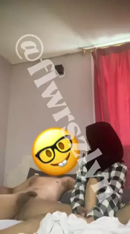 FLWRSZLYN 4