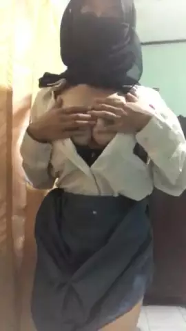 Miss Slutty Seragam SMA