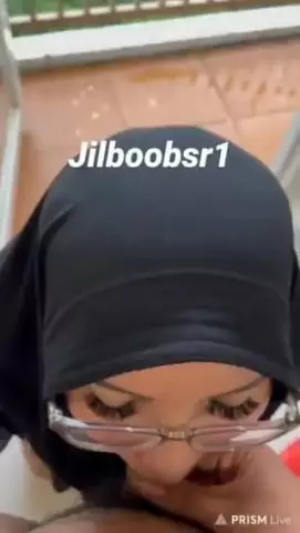 crot d mulut mama hijab