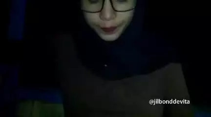 jilbondevita Memeknya Dimasukin Kaki 1